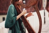 Professeur de harpe Folklorique